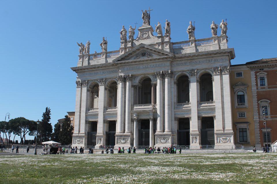 Basilica San Giovanni in Laterano - Come muoversi a Roma 