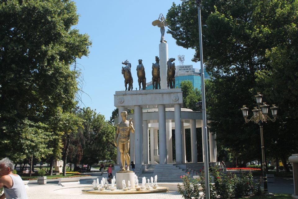 Monumento all'indipendenza, Skopje