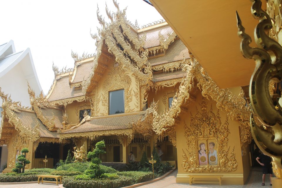  Bagno del White Temple - Bagni Thailandesi
